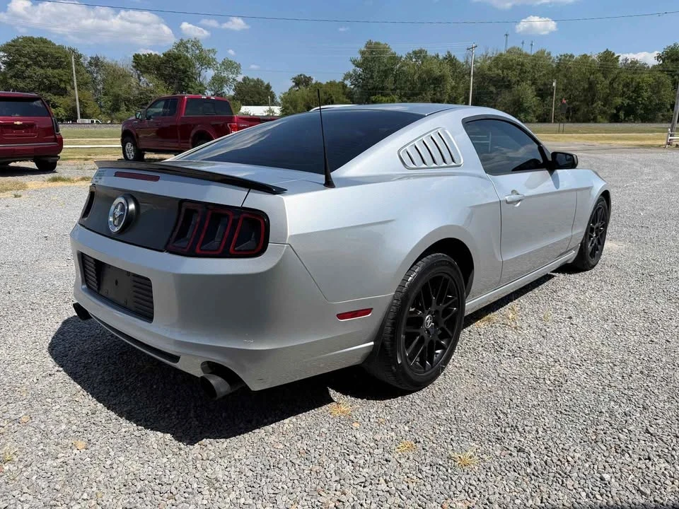 2014 Ford S197 Mustang - Image 5 of 9