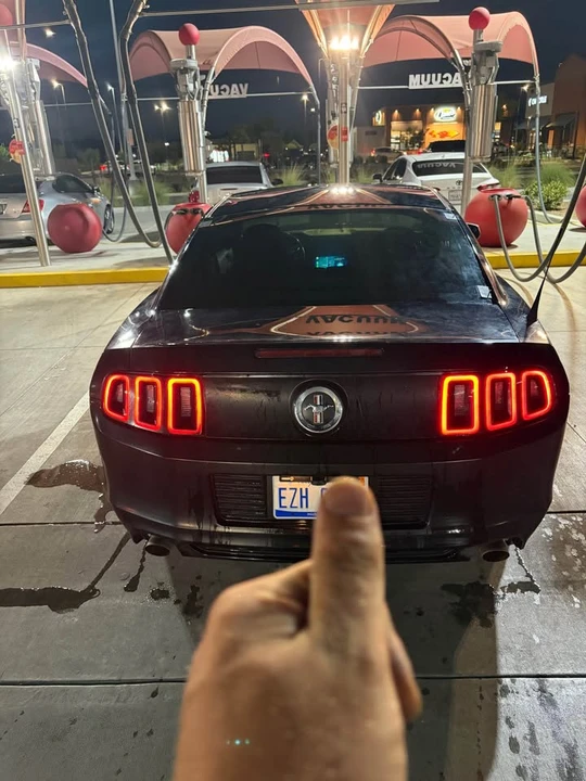2014 Ford S197 Mustang - Image 2 of 8