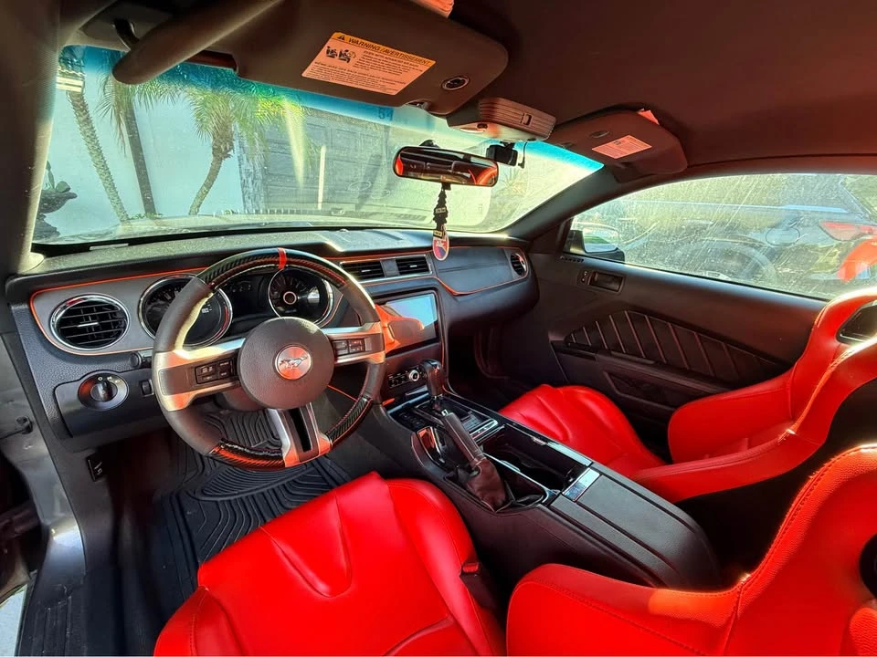 2014 Ford S197 Mustang - Image 7 of 10