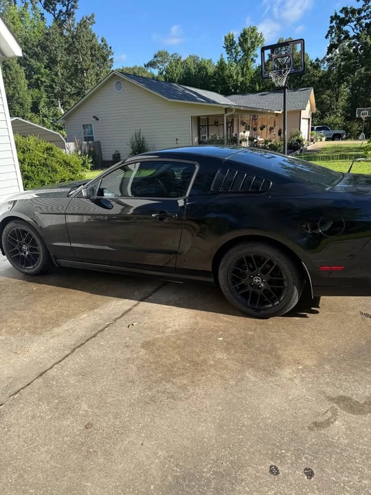 2014 Ford S197 Mustang - Image 2 of 13