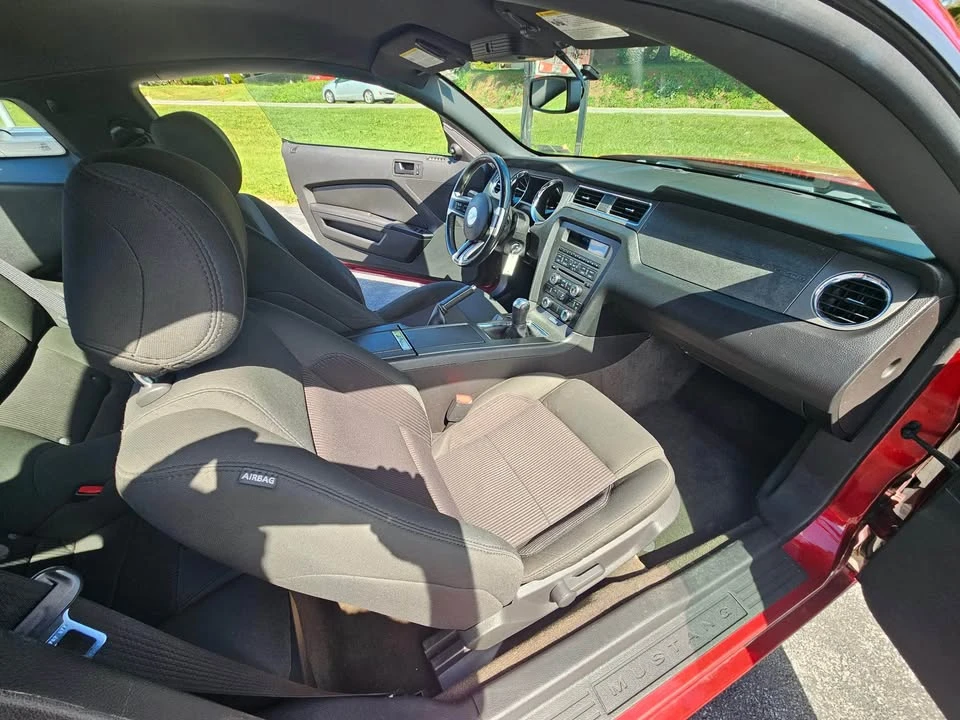 2014 Ford S197 Mustang - Image 4 of 10