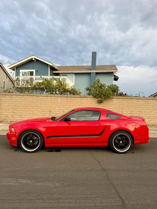 2014 Ford S197 Mustang - Image 8 of 12