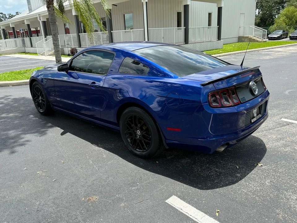 2014 Ford S197 Mustang - Image 2 of 12