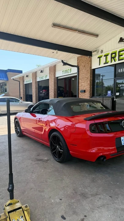 2014 Ford S197 Mustang - Image 2 of 14