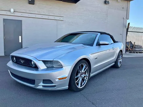 2014 Ford Mustang Deluxe Convertible 2D