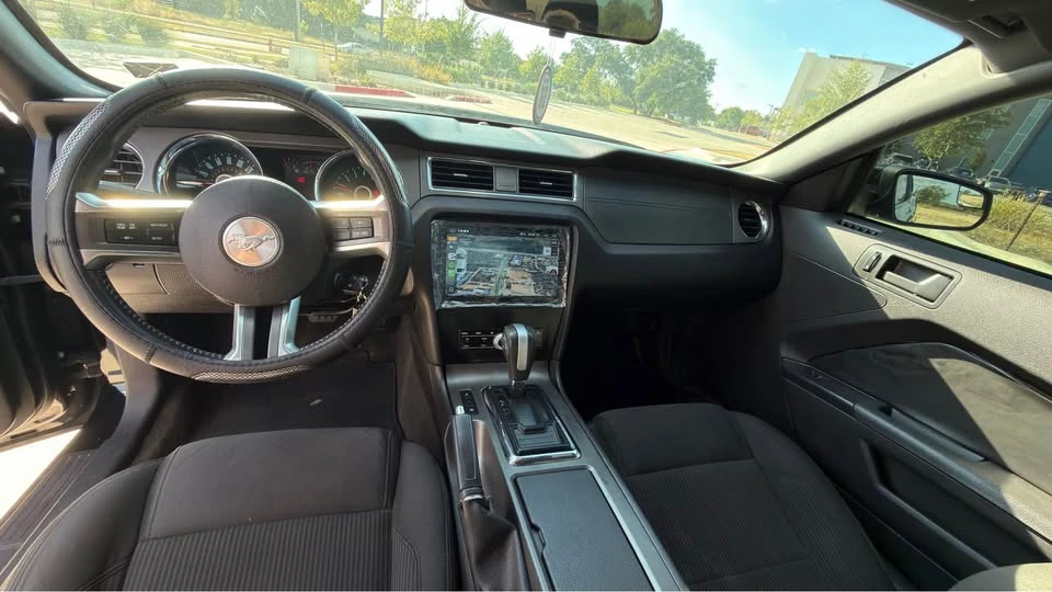 2014 Ford S197 Mustang - Image 10 of 14