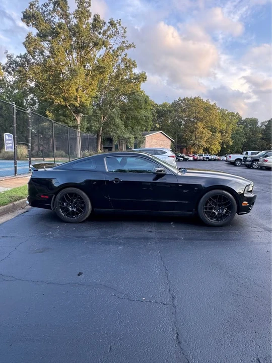 2014 Ford S197 Mustang - Image 2 of 14