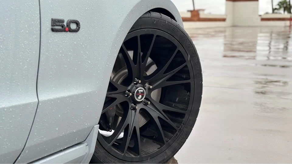 2014 Ford S197 Mustang - Image 6 of 20