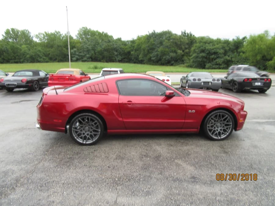2014 Ford S197 Mustang - Image 2 of 9