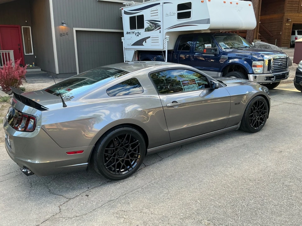2014 Ford S197 Mustang GT - Image 2 of 31