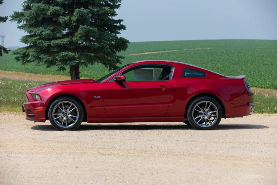 2014 Ford S197 Mustang - Image 2 of 16