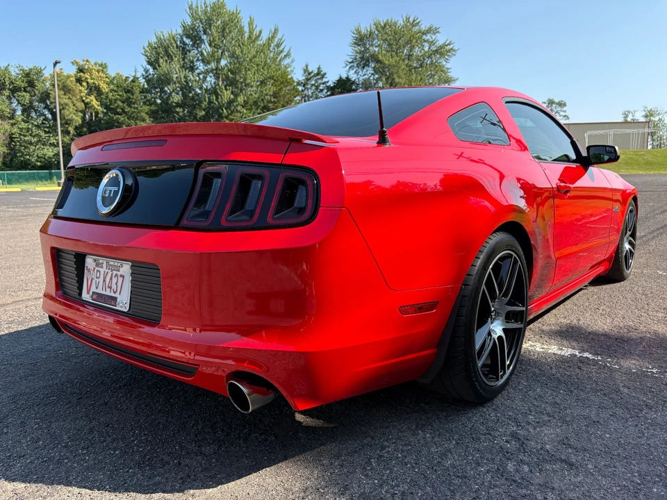 2014 Ford S197 Mustang GT - Image 9 of 31
