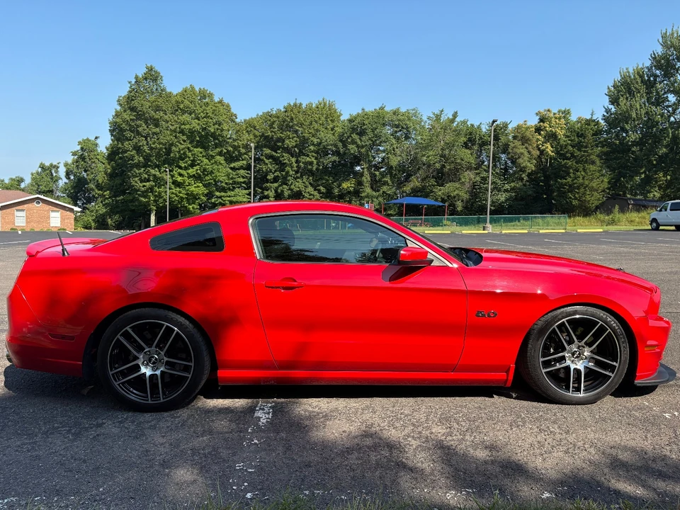 2014 Ford S197 Mustang GT - Image 5 of 31