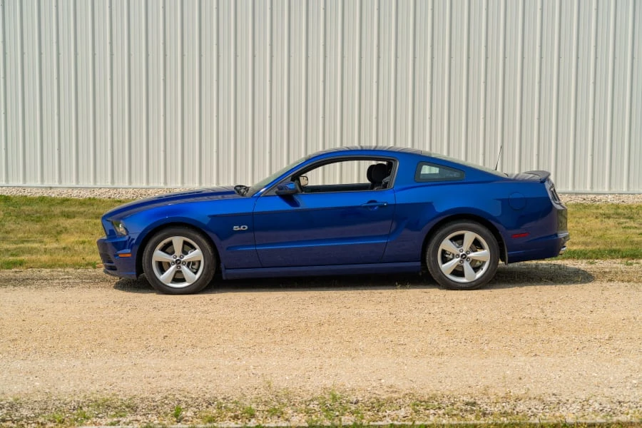 2014 Ford S197 Mustang - Image 7 of 16