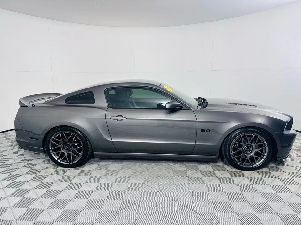 2014 Ford S197 Mustang - Image 4 of 12