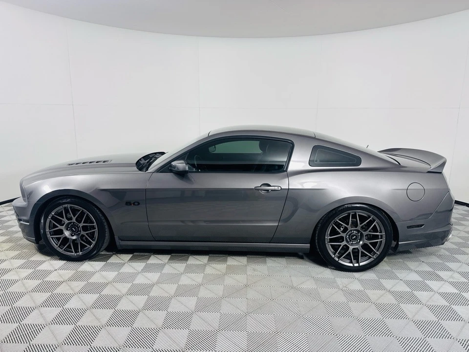 2014 Ford S197 Mustang - Image 8 of 12