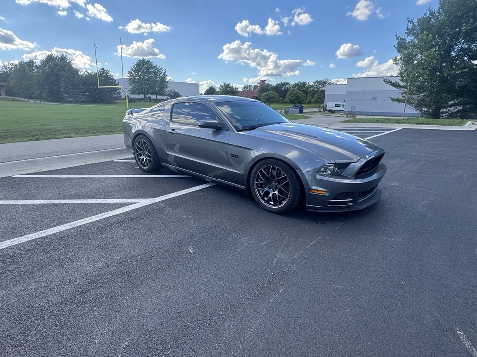 2014 Ford S197 Mustang GT - Image 7 of 31