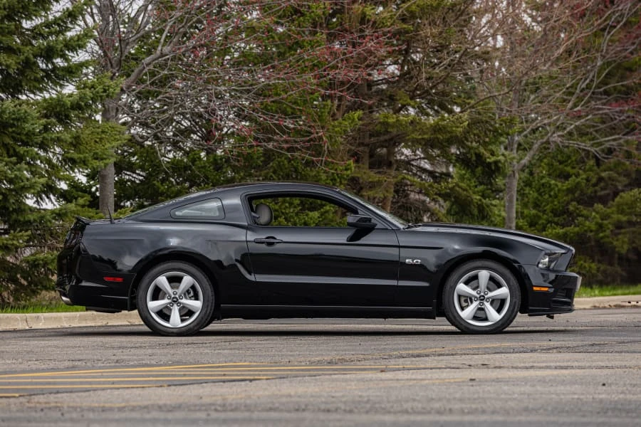 2014 Ford S197 Mustang - Image 2 of 30