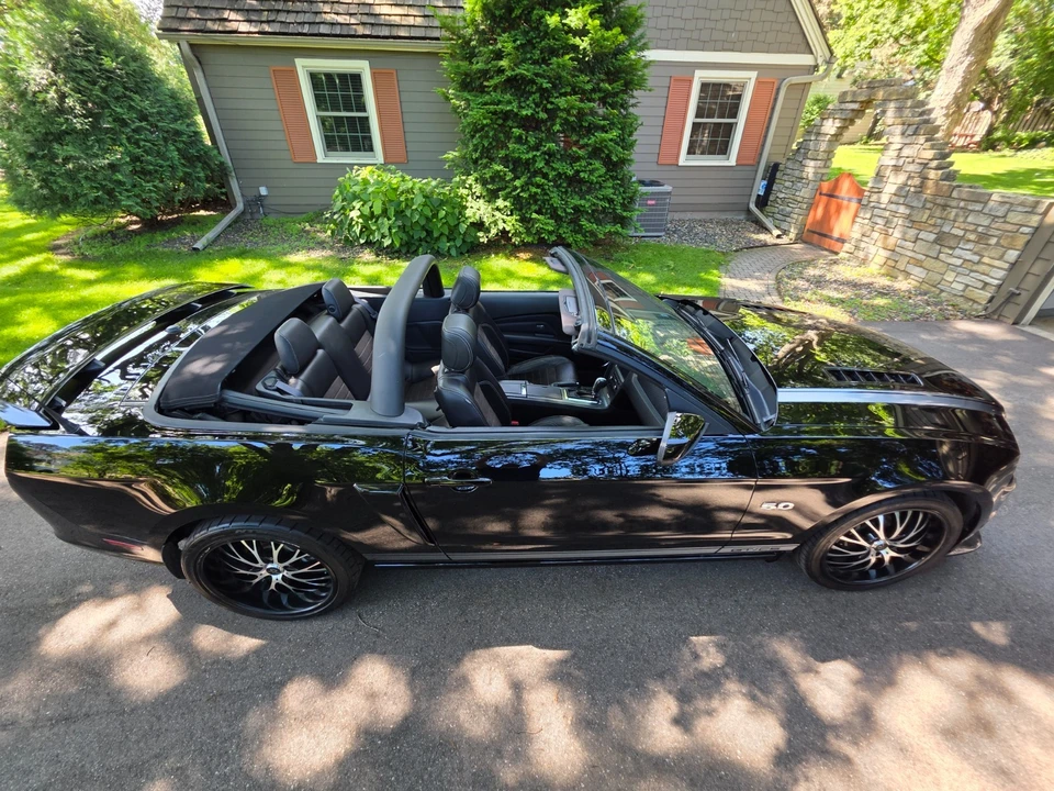 2014 Ford S197 Mustang GT - Image 25 of 31