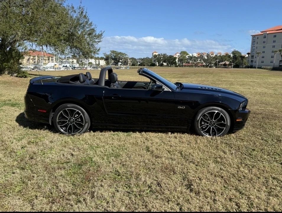 2014 Ford S197 Mustang - Image 8 of 21