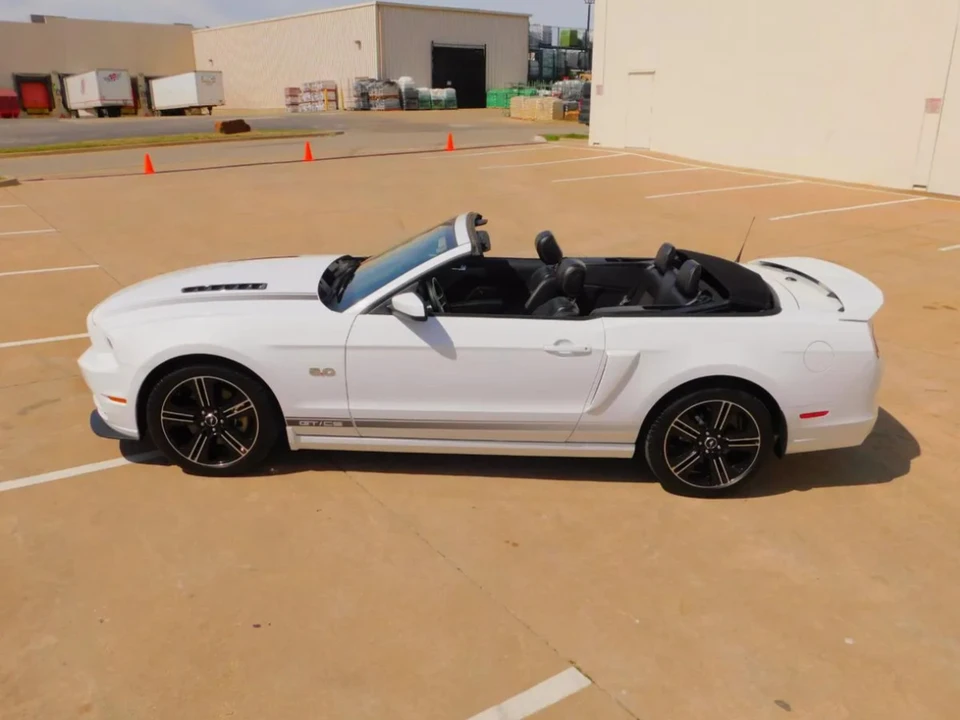 2014 Ford S197 Mustang GT - Image 26 of 31