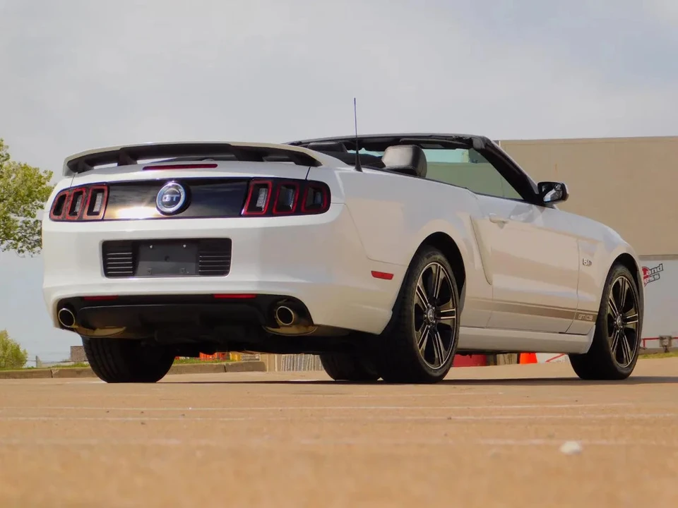 2014 Ford S197 Mustang GT - Image 14 of 31