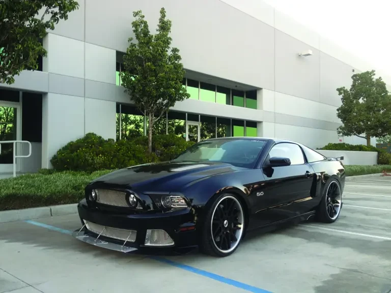 2014 Ford S197 Mustang - Image 2 of 2
