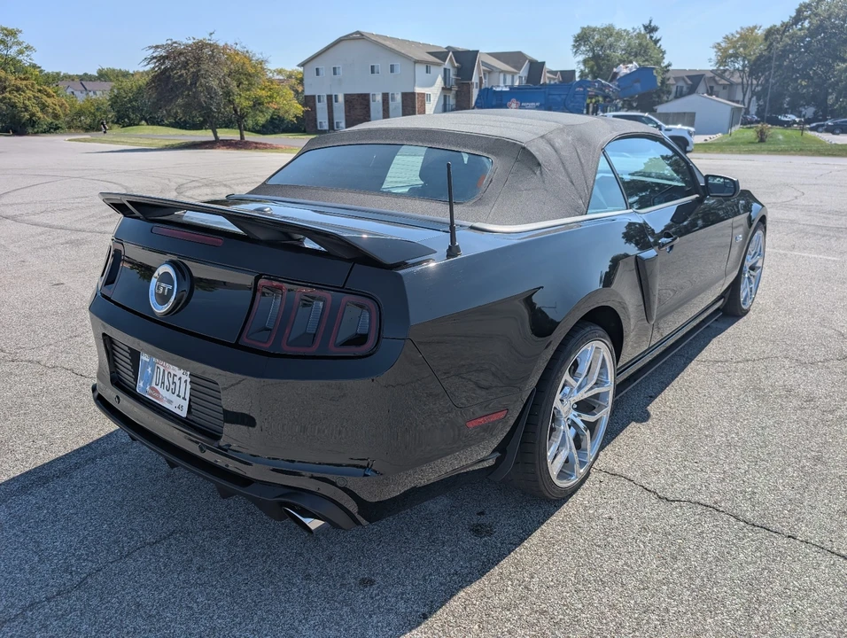 2014 Ford S197 Mustang - Image 7 of 19