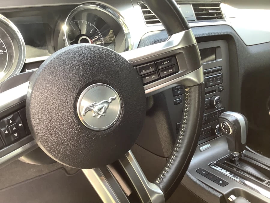2014 Ford S197 Mustang - Image 7 of 10