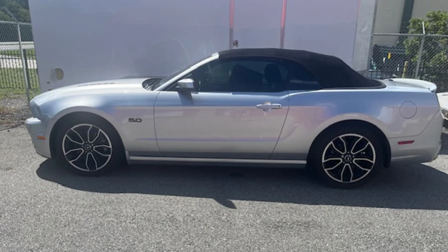 2014 Ford S197 Mustang - Image 9 of 25