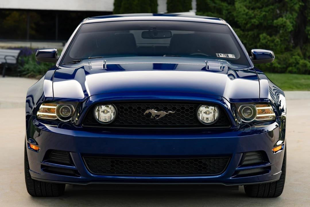 2014 Ford S197 Mustang GT - Image 2 of 31