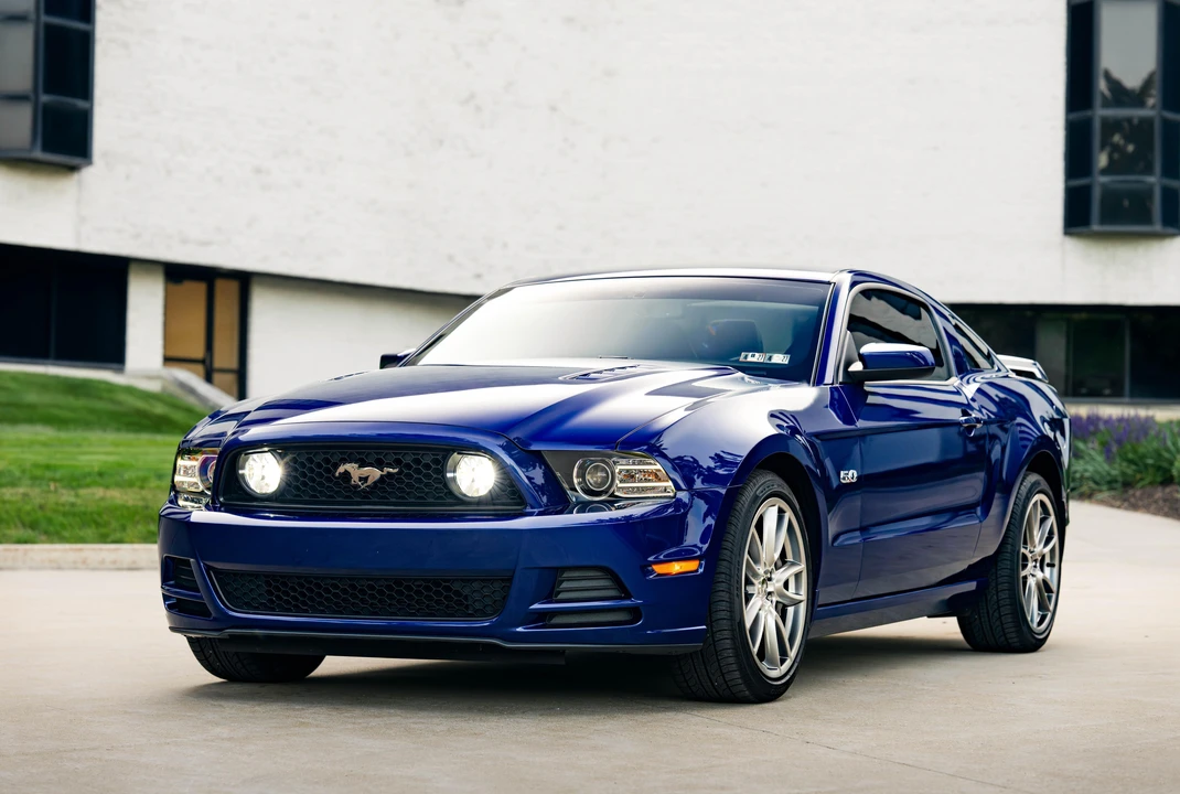 2014 Ford S197 Mustang GT - Image 10 of 31