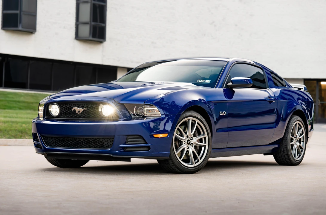 2014 Ford S197 Mustang GT - Image 14 of 31