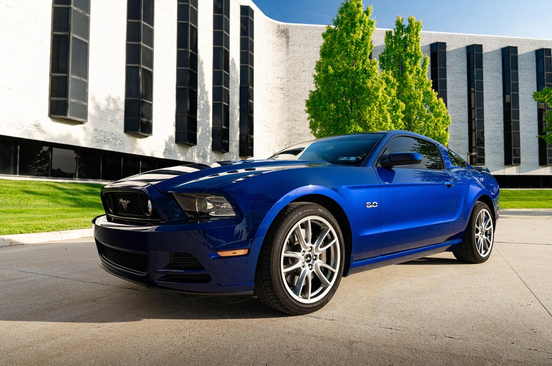 2014 Ford S197 Mustang GT - Image 13 of 31