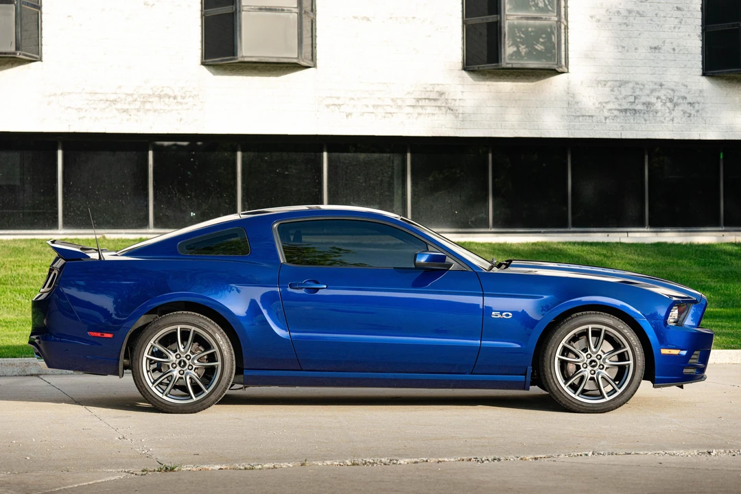 2014 Ford S197 Mustang GT - Image 3 of 31