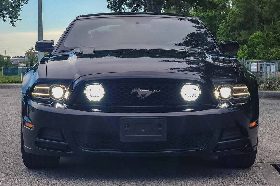 2014 Ford S197 Mustang - Image 2 of 31