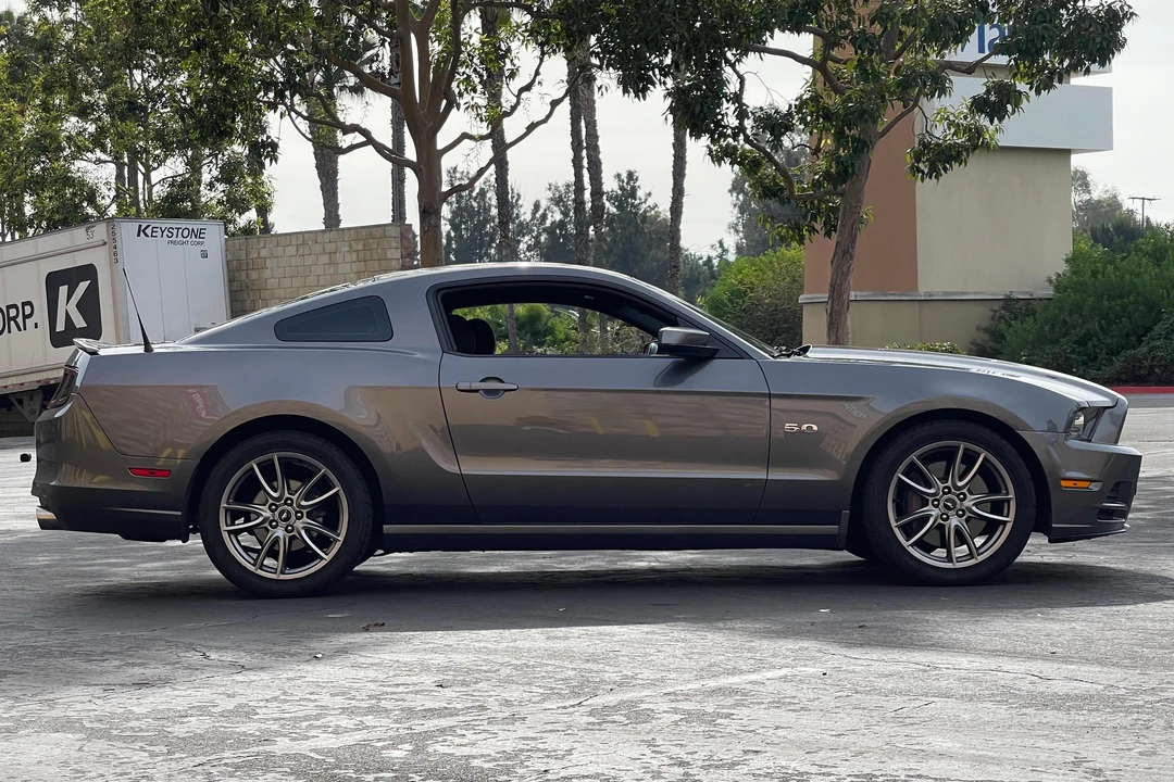 2014 Ford S197 Mustang - Image 3 of 31