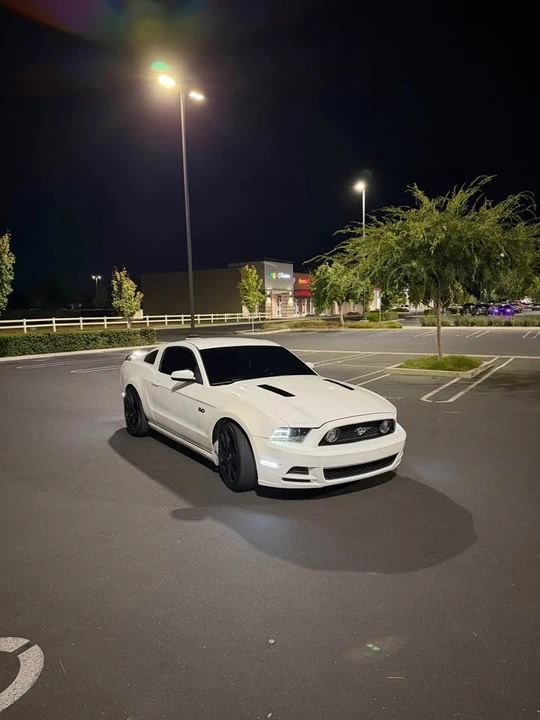 2014 Ford S197 Mustang GT - Image 4 of 8