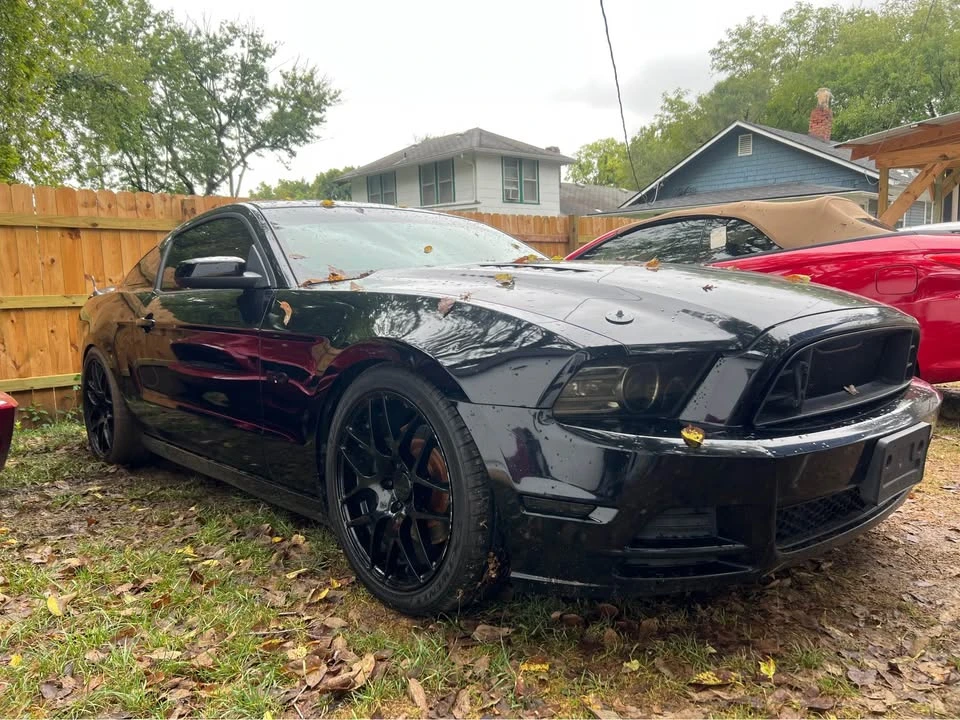 2014 Ford S197 Mustang GT - Image 2 of 11