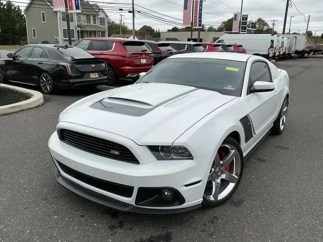 2014 Ford S197 Mustang - Image 2 of 12