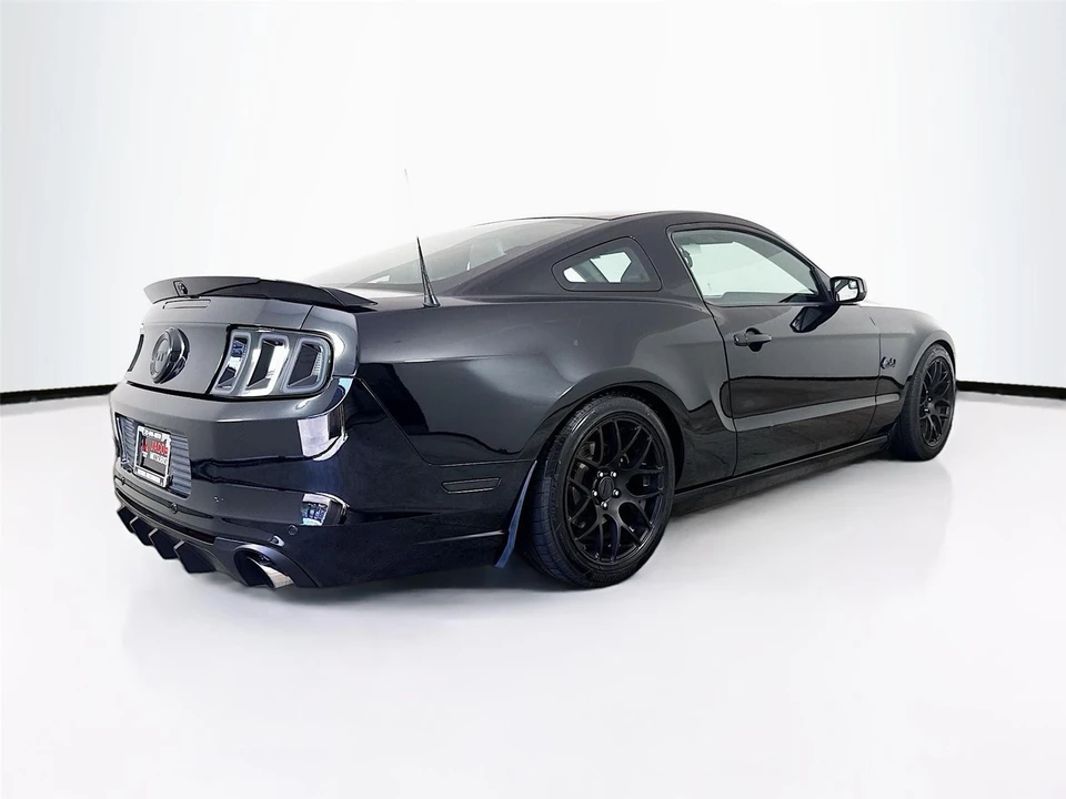 2014 Ford S197 Mustang - Image 7 of 12