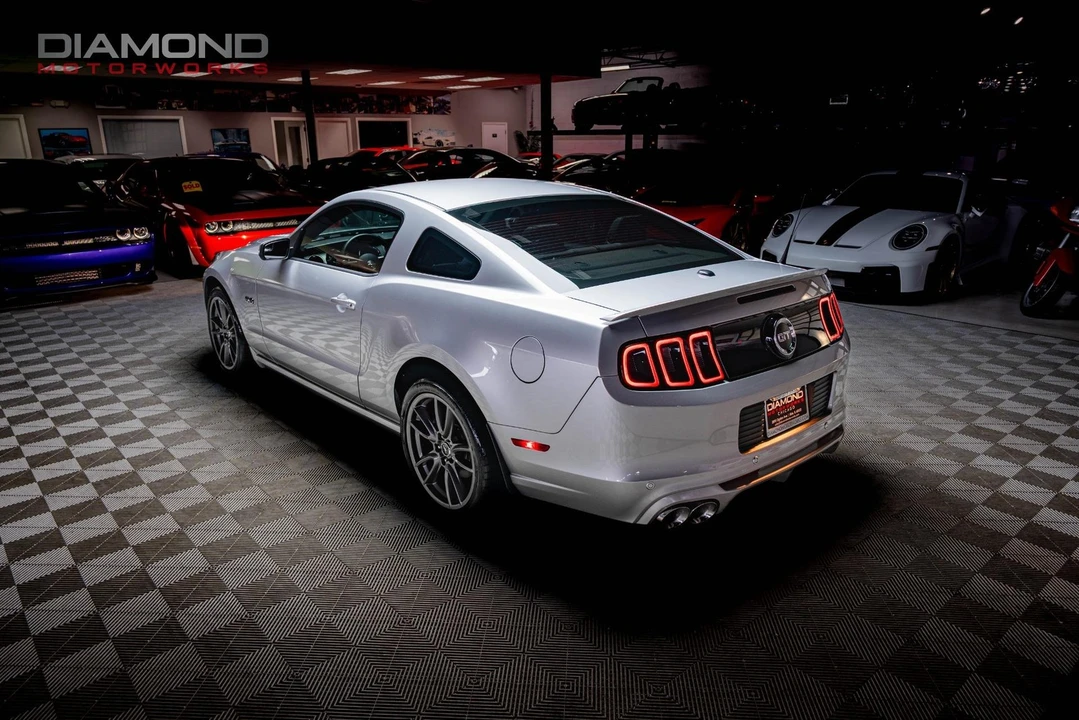2014 Ford S197 Mustang - Image 3 of 12