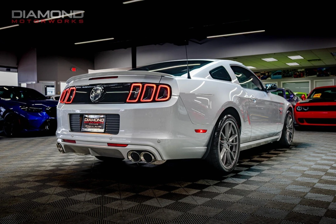 2014 Ford S197 Mustang - Image 2 of 12
