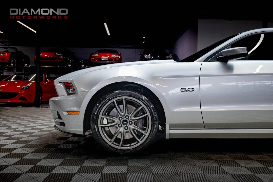 2014 Ford S197 Mustang - Image 11 of 12