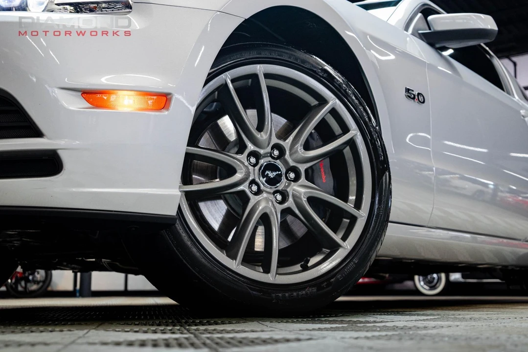 2014 Ford S197 Mustang - Image 8 of 12