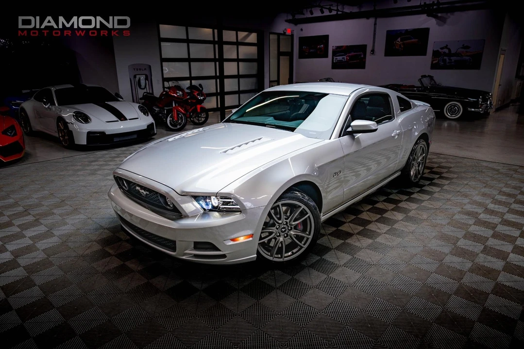 2014 Ford S197 Mustang - Image 9 of 12