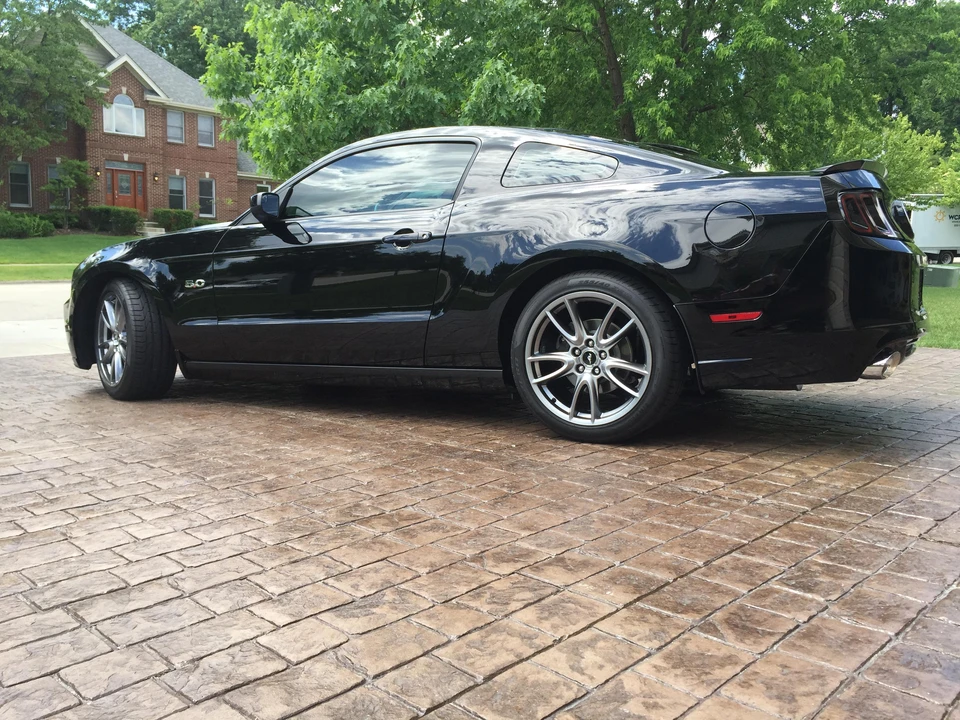2014 Ford S197 Mustang - Image 12 of 31