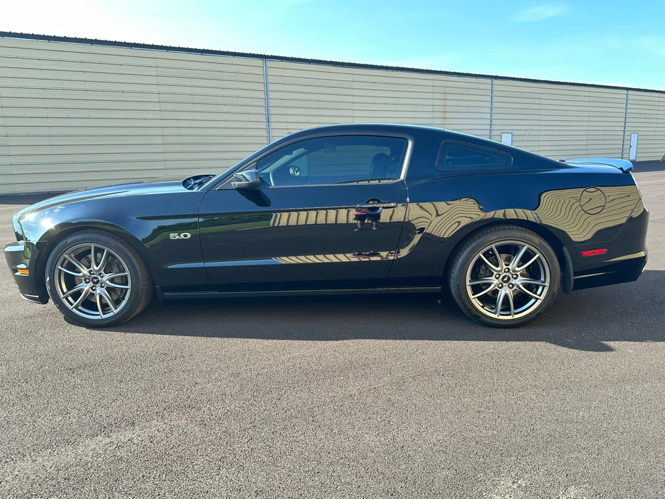 2014 Ford S197 Mustang - Image 11 of 31