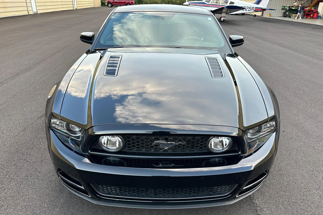 2014 Ford S197 Mustang - Image 2 of 31