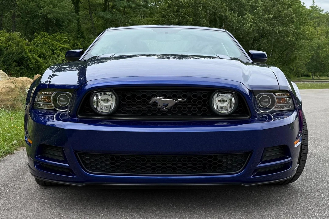 2014 Ford S197 Mustang GT - Image 2 of 31